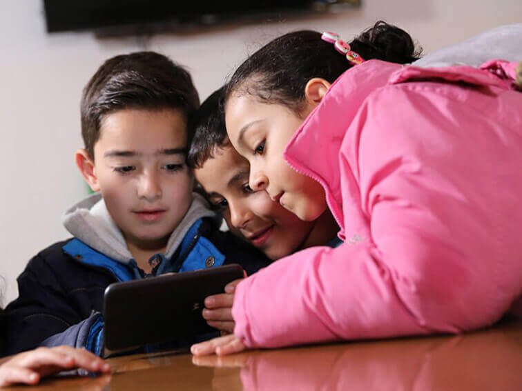 为受战争影响的叙利亚儿童创建的独特识字应用程序